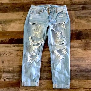 American eagle tom girl jeans with holes lightwash